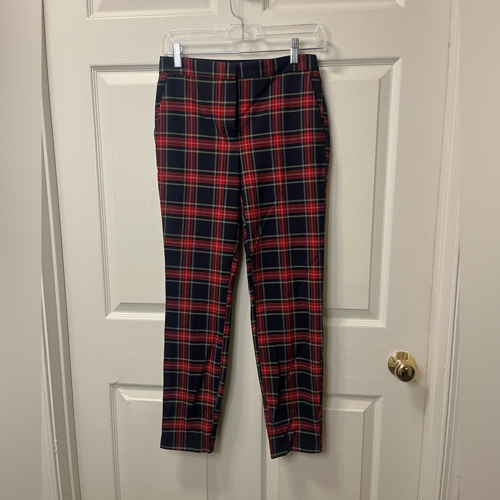 Zara Women’s Red and Black Plaid Dress Pants with elastic back. Size Small